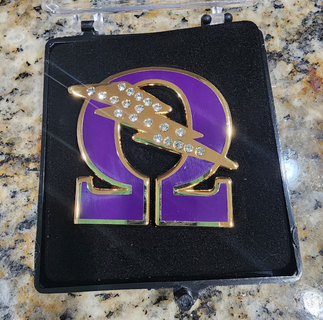 Omega Q-Stones Pin